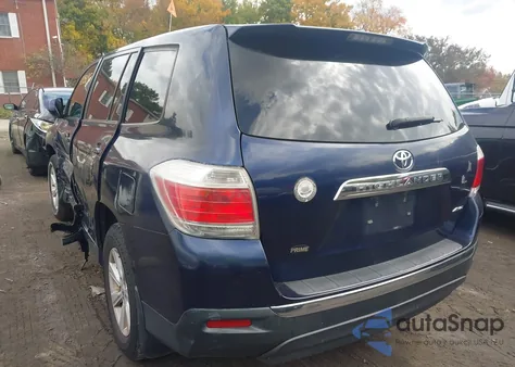 2013 Toyota Highlander Base V6 from USA, damaged, VIN 5TDBK3EH6DS210852